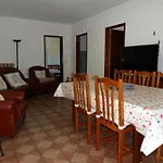 Moradia Vale Da Telha *