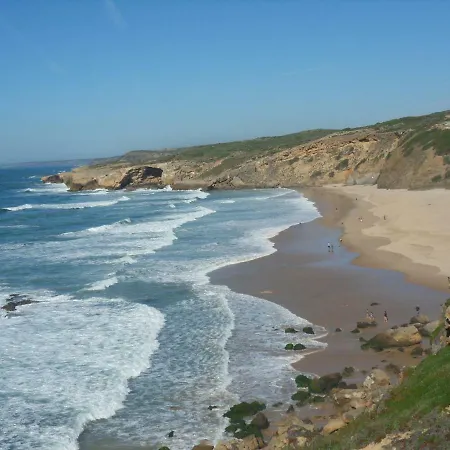 Moradia Vale Da Telha Holiday home *